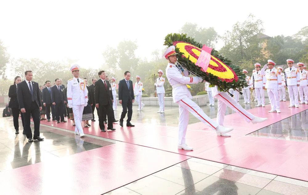 Vieng Dai Anh hung liet si 2.jpg