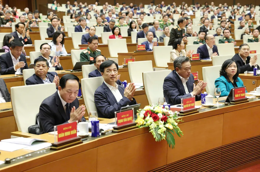 Anh HN quan triet nghi quyet 18.jpg