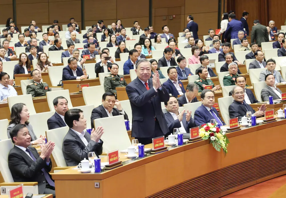 Anh HN quan triet nghi quyet 4.jpg