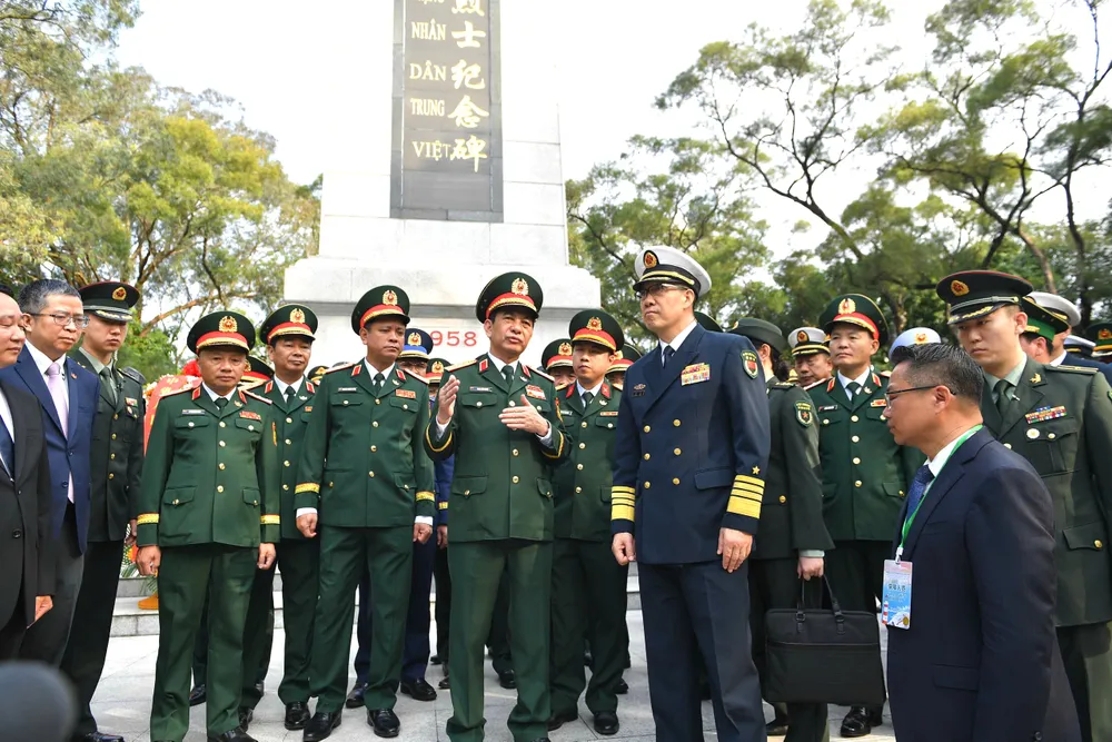 Cong vien huu nghi 6.jpg