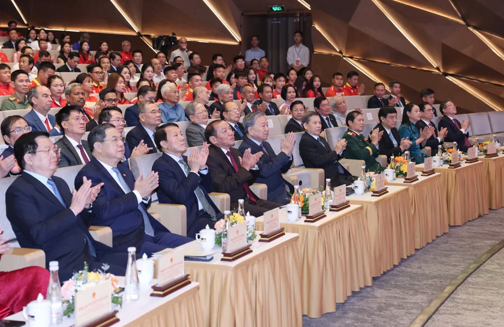 80 nam nganh TDTT 5.jpg