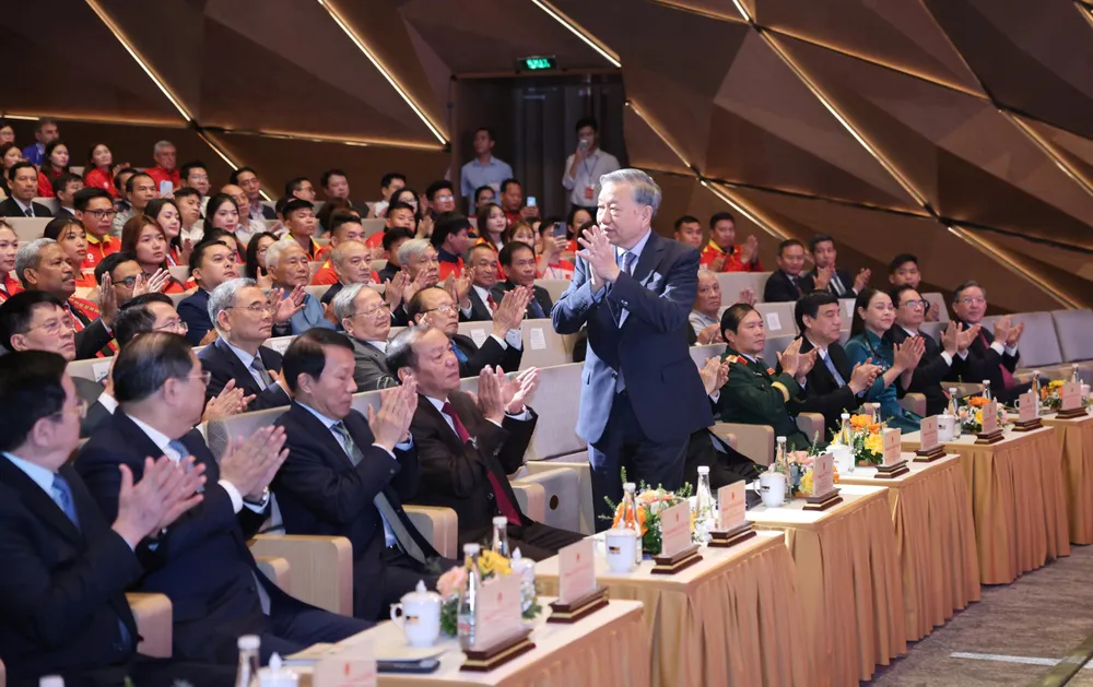 80 nam nganh TDTT 6.jpg