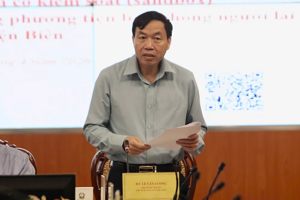 Hop de an kinh te tam thap 4.jpg