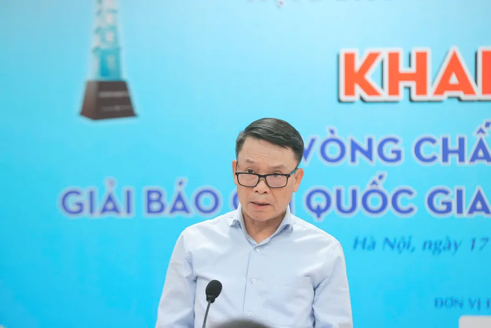 Anh Hoi Nha bao 3.jpg