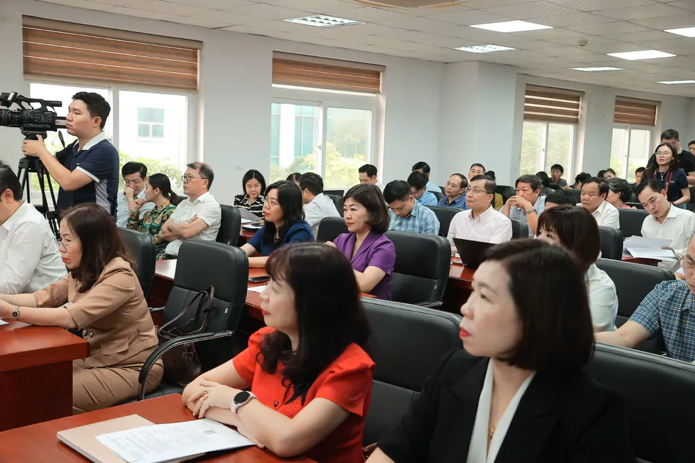 Anh Hoi Nha bao 4.jpg