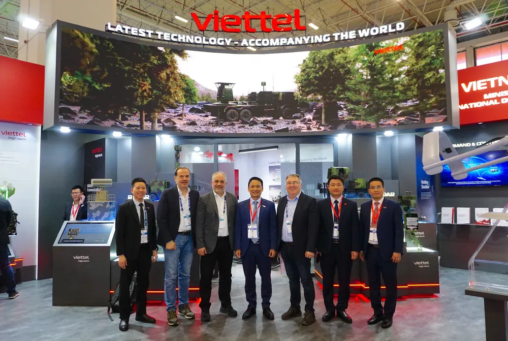 Anh CNQP Viettel 4.jpg