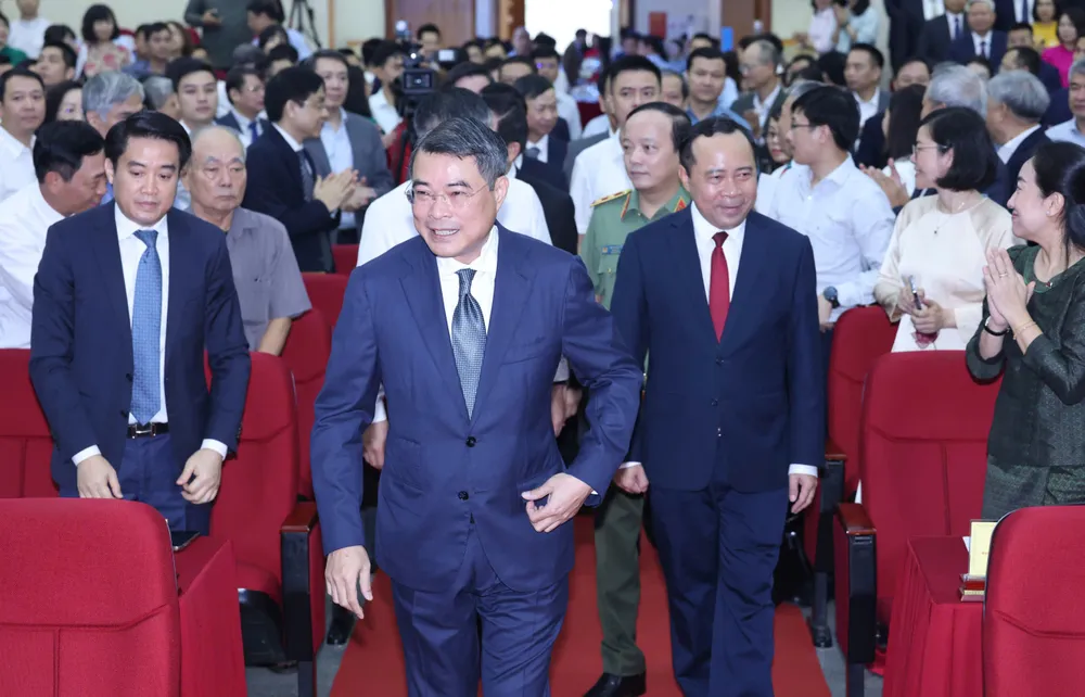Anh Ngay KHCN 6.jpg