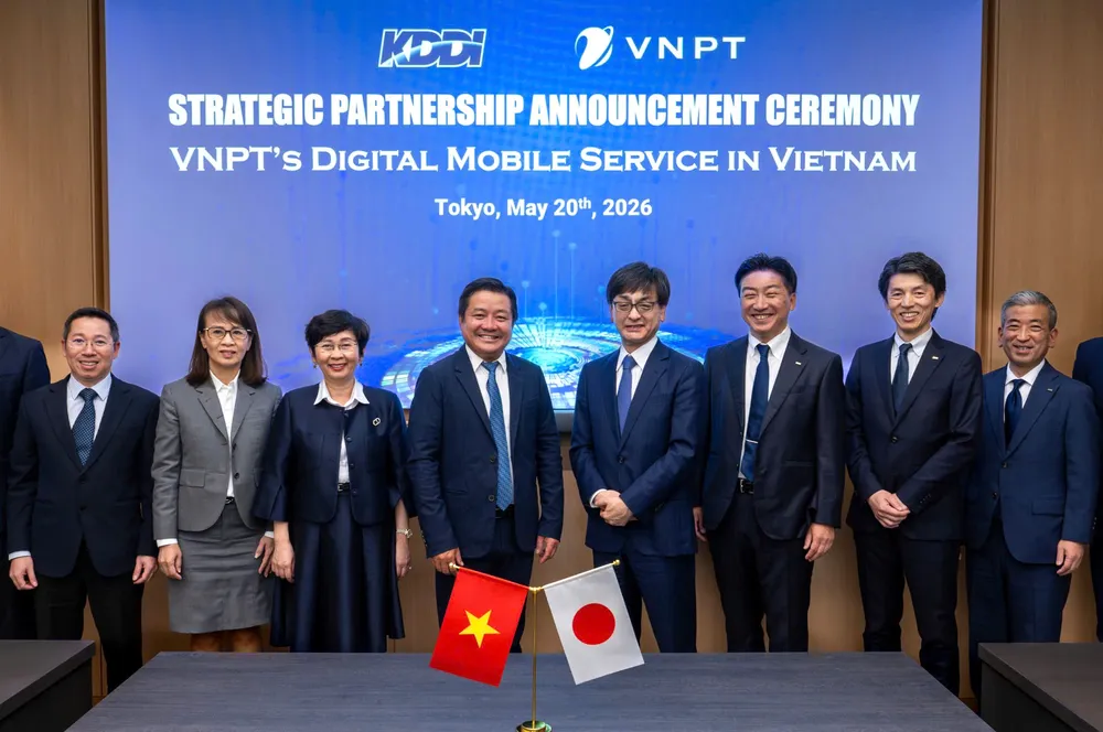 Lãnh đạo VNPT và Lãnh đạo KDDI công bố hợp tác chiến lược dài hạn.jpg