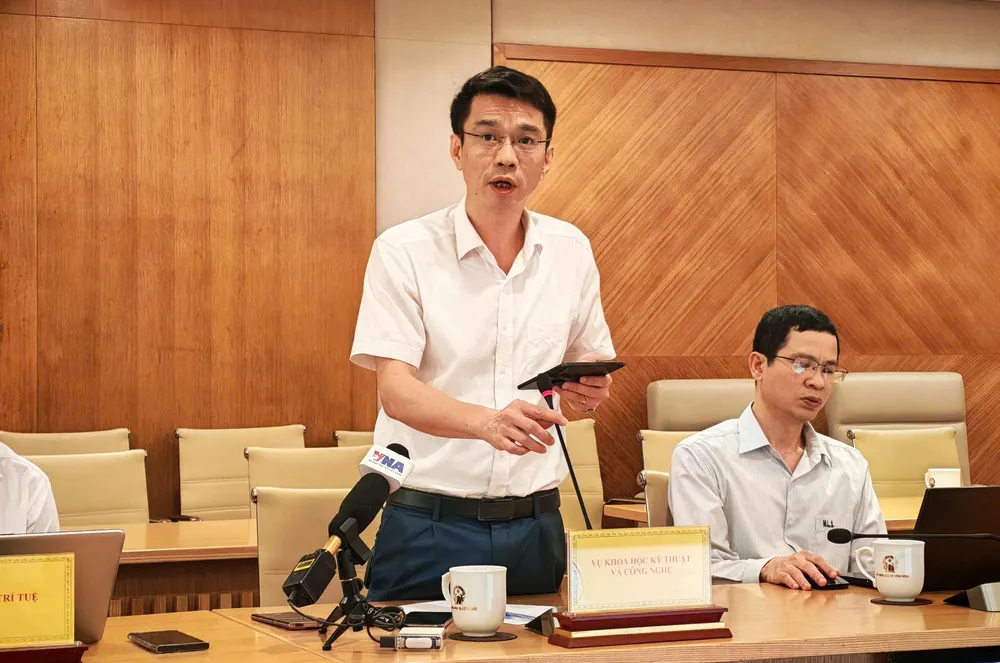 Bo KHCN hop bao 7.jpg