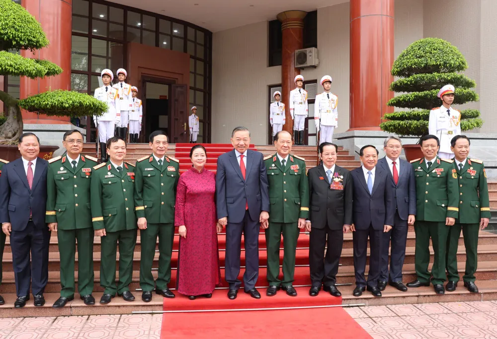 DH CCB phien trong the 1.jpg