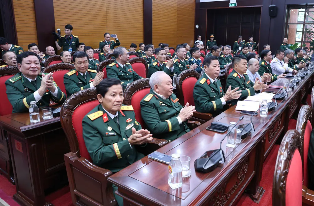 DH CCB phien trong the 10.jpg