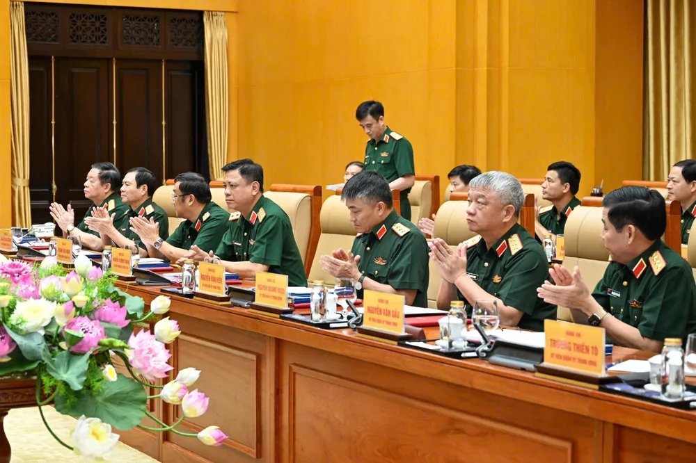 HN Quan uy TW 9.jpg
