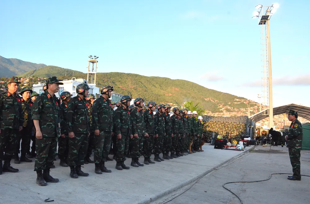 Anh BP hien truong 6.jpg