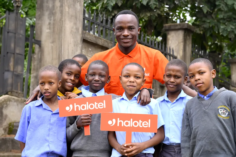 Halotel (355).JPG
