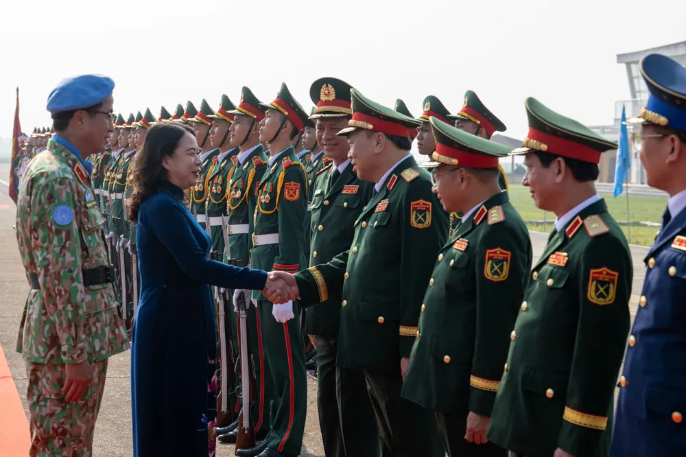 Xuat quan luc luong gin giu hoa binh Lien hop quoc 7.jpg