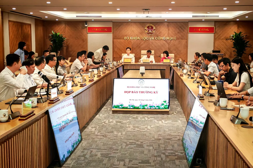 Hop bao thuong ky Bo KHCN 4.jpg