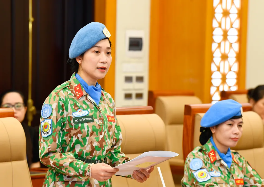 Bo Quoc phong trao quyet dinh thuc hien nhiem vu GGHB LHQ 3.jpg