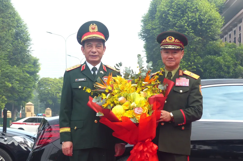 Don BT Quoc phong Lao 1.jpg