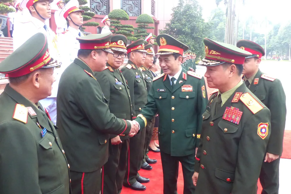 Don BT Quoc phong Lao 4.jpg