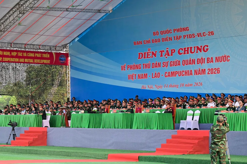 Anh dien tap phong thu dan du VN-Lao-CPC 2.jpg