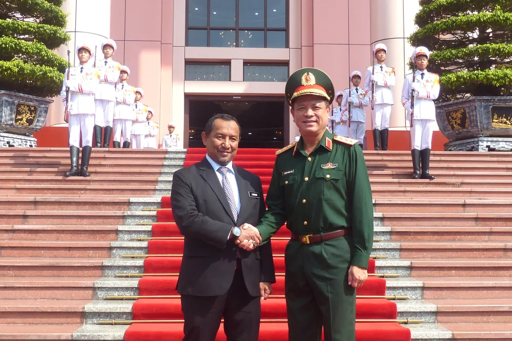 Doi thoai Chinh sach Quoc phong Vietnam - Malaysia 1.jpg