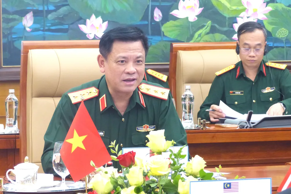 Doi thoai Chinh sach Quoc phong Vietnam - Malaysia 2.jpg