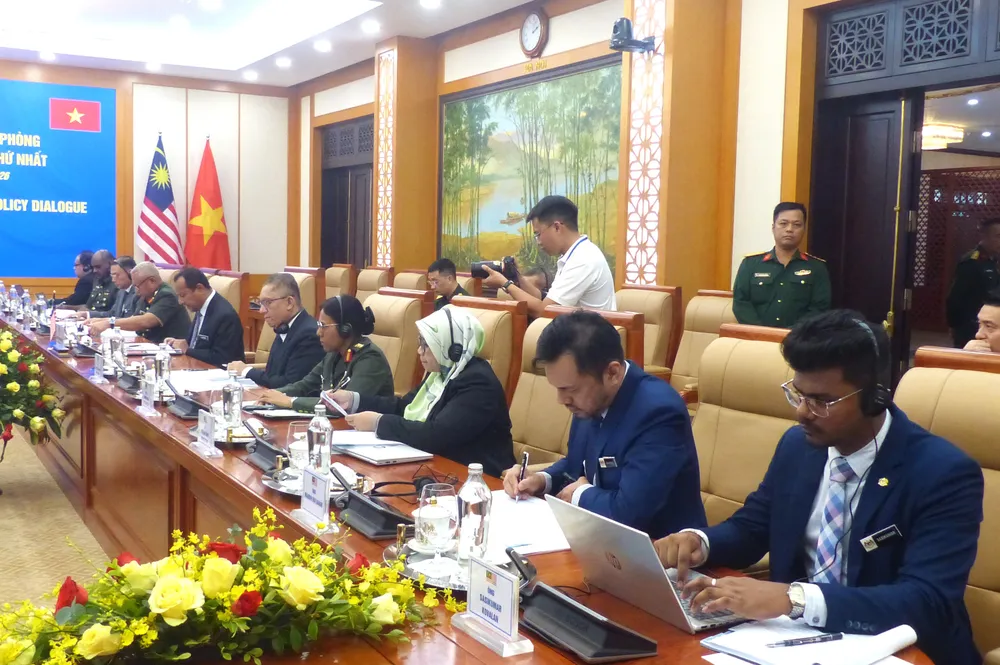 Doi thoai Chinh sach Quoc phong Vietnam - Malaysia 6.jpg