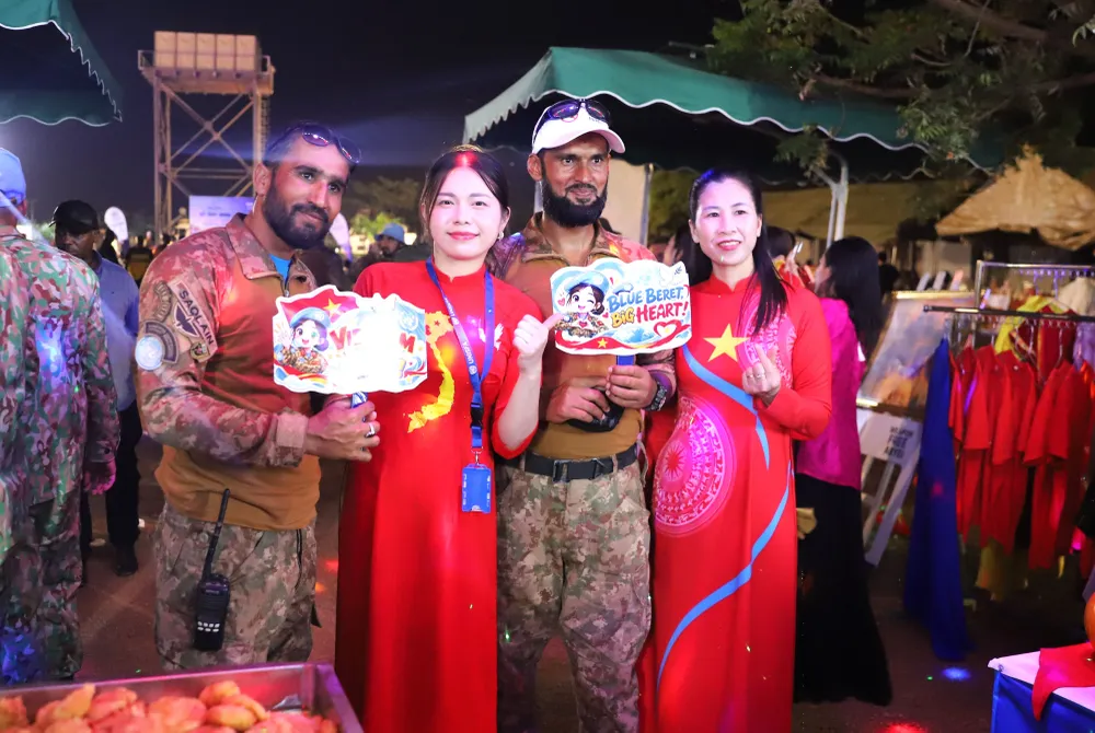Hoat dong gin giu hoa binh LHQ 7.JPG