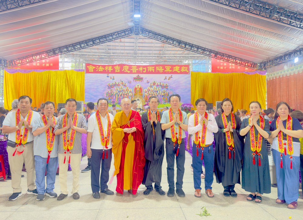 义安会馆法会圆满结束。