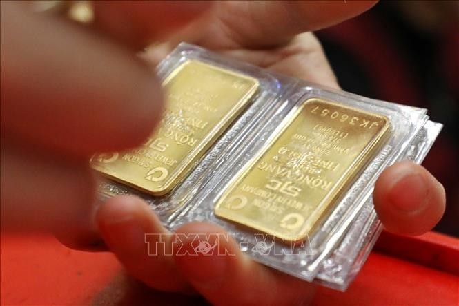 金片价格上涨80万元。