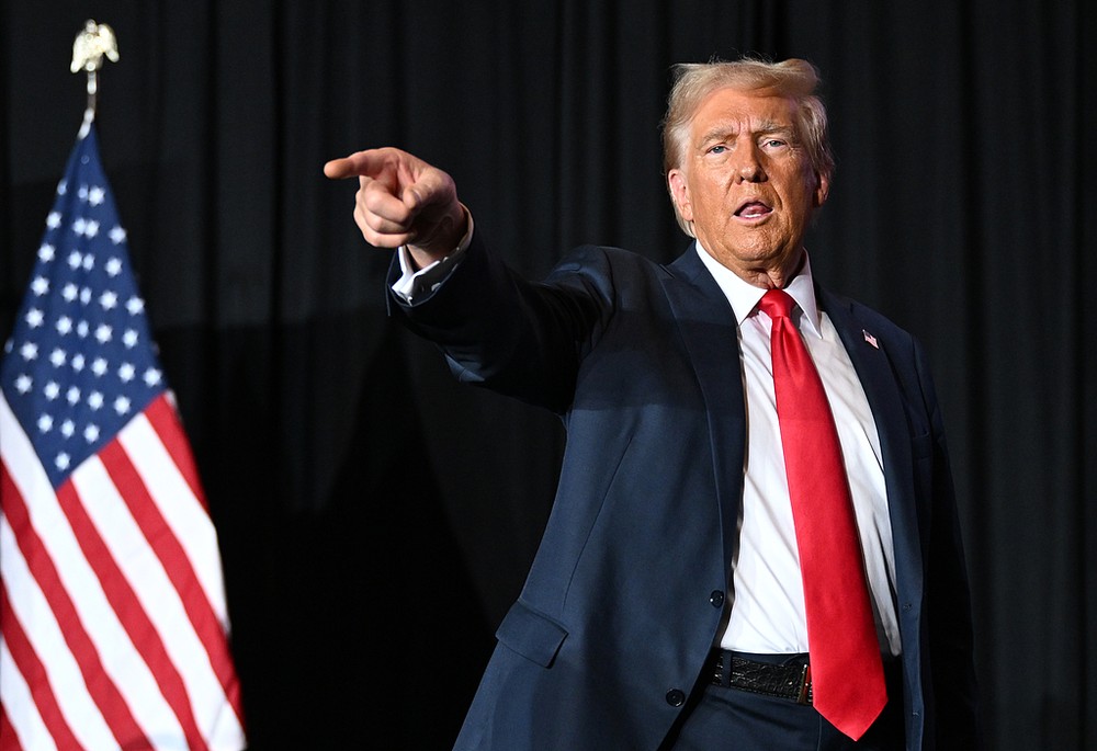 特朗普威胁古巴尽快同美国“达成协议”