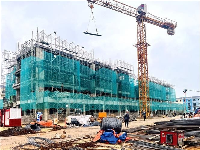 广治省保宁2号社会住房项目正在加快推进，力争于2026年第三季度向客户交付住房。