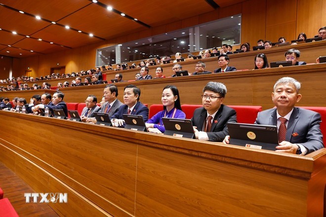 广乂省党委代表团出席大会开幕式。