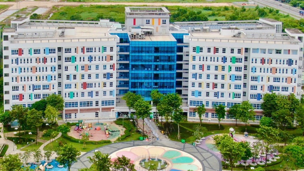胡志明市儿童医院收治14岁学生。图：黄雄。 