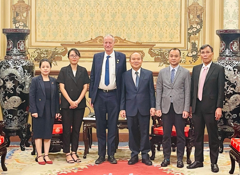 Thoi Su