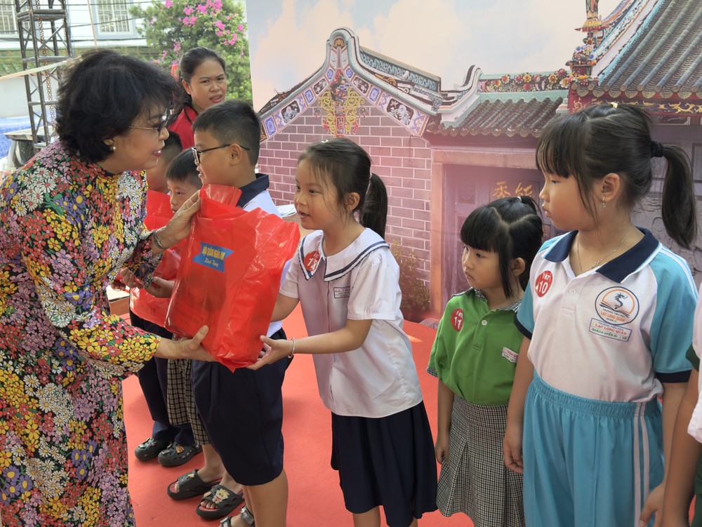 Hoc_bong
