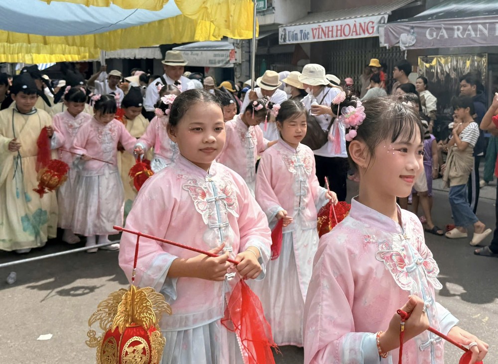 Nguoi_hoa