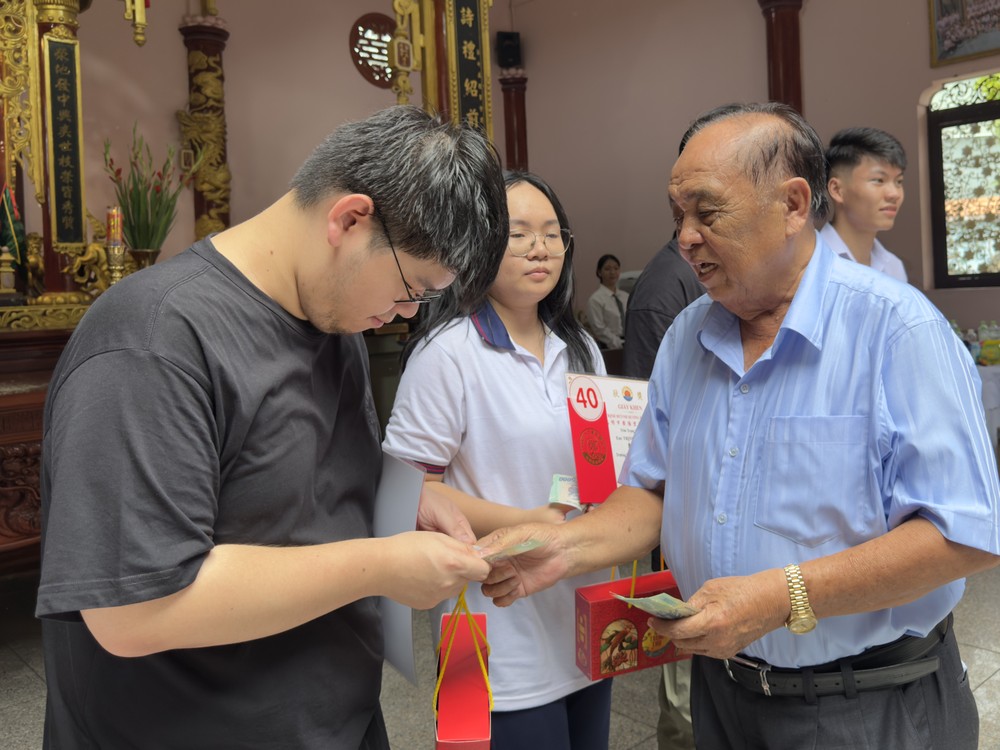 Nguoi_hoa