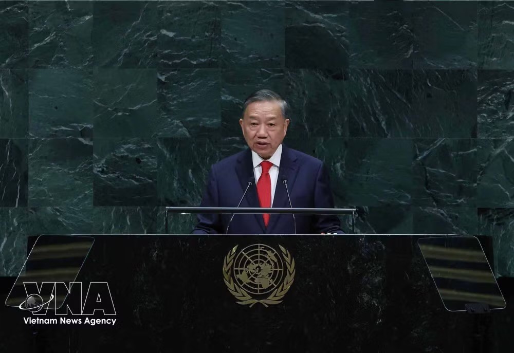党中央总书记、国家主席苏林在美国纽约联合国总部出席第81届联合国大会一般性辩论并发表讲话。 图自越通社