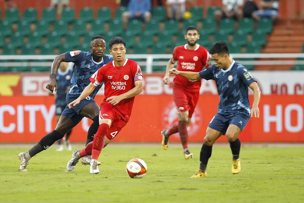 Sân chơi V-League 2023 đóng vai trò quan trọng trong cuộc bầu chọn các hạng mục giải thưởng Quả bóng vàng Việt Nam năm nay