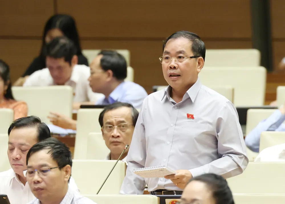 Đại biểu Nguyễn Quang Huân (Bình Dương).jpg