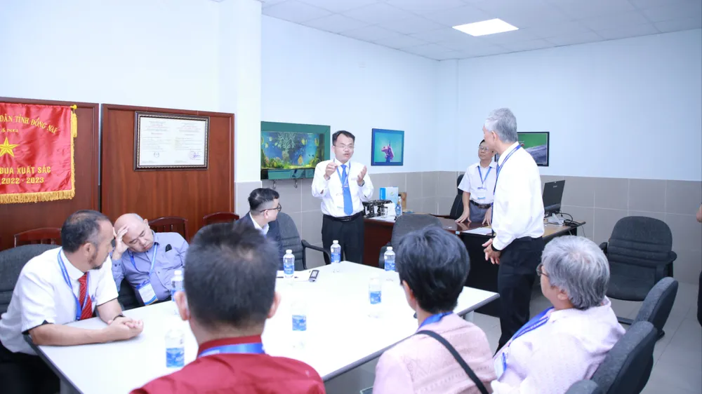 Các chuyên gia kiểm định chất lượng giáo dục của Mạng lưới các trường đại học Đông Nam Á kiểm định tại Trường Đại học Lạc Hồng