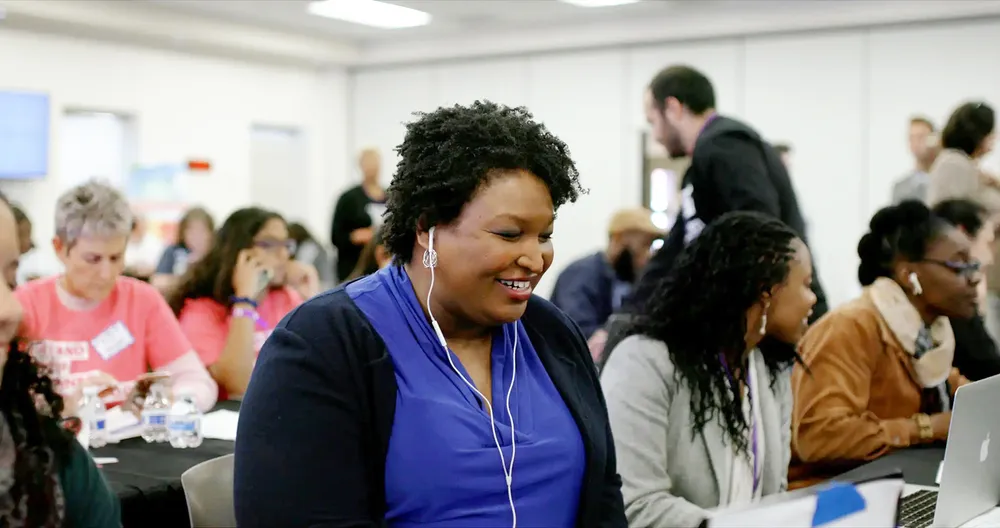 CN5 - Anh1-democracy.jpg