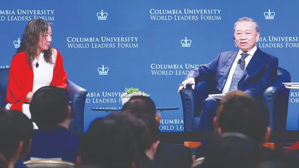 Tổng Bí thư, Chủ tịch nước Tô Lâm nói chuyện với sinh viên Đại học Columbia. Ảnh: TTXVN