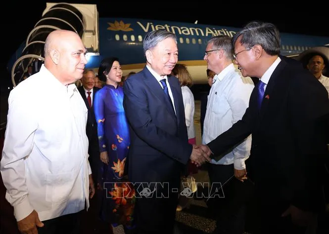 tham-cap-nha-nuoc-toi-cuba-2692024a1 (1).jpg