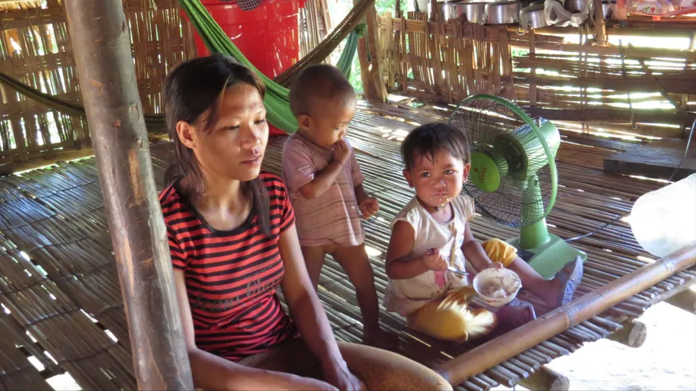 Tiêu chí xóa nhà tạm, dột nát là cứng hóa, nhằm tránh lốc xoáy, bão tố