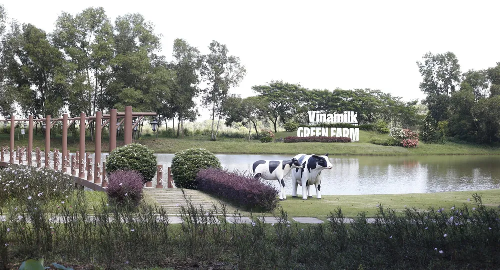 hệ thống các ao nước có tác dụng cải tạo cảnh quan - môi trường .JPG