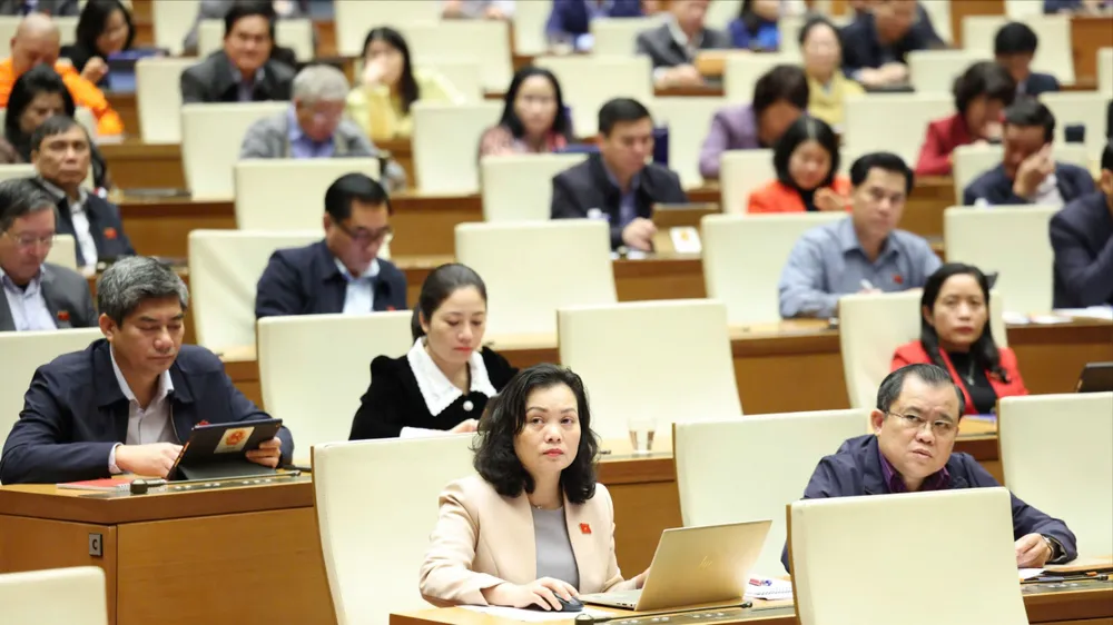 Các đại biểu dự phiên họp Quốc hội sáng 15-2.jpg