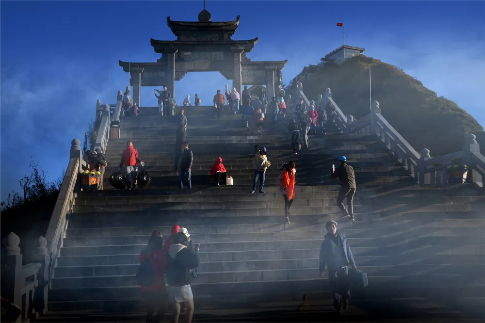 Trên đỉnh Fansipan- chủ đề Nước ngon ngàn dặm.jpeg