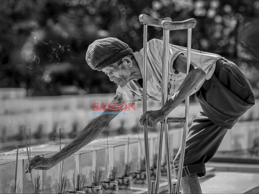 NK 27-3- Người ở lại.jpeg